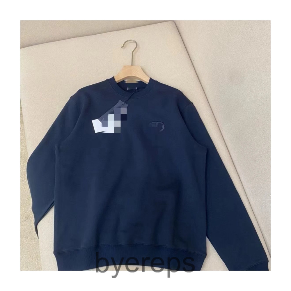 Dior crewneck ( has more ) — photo 2 of 4