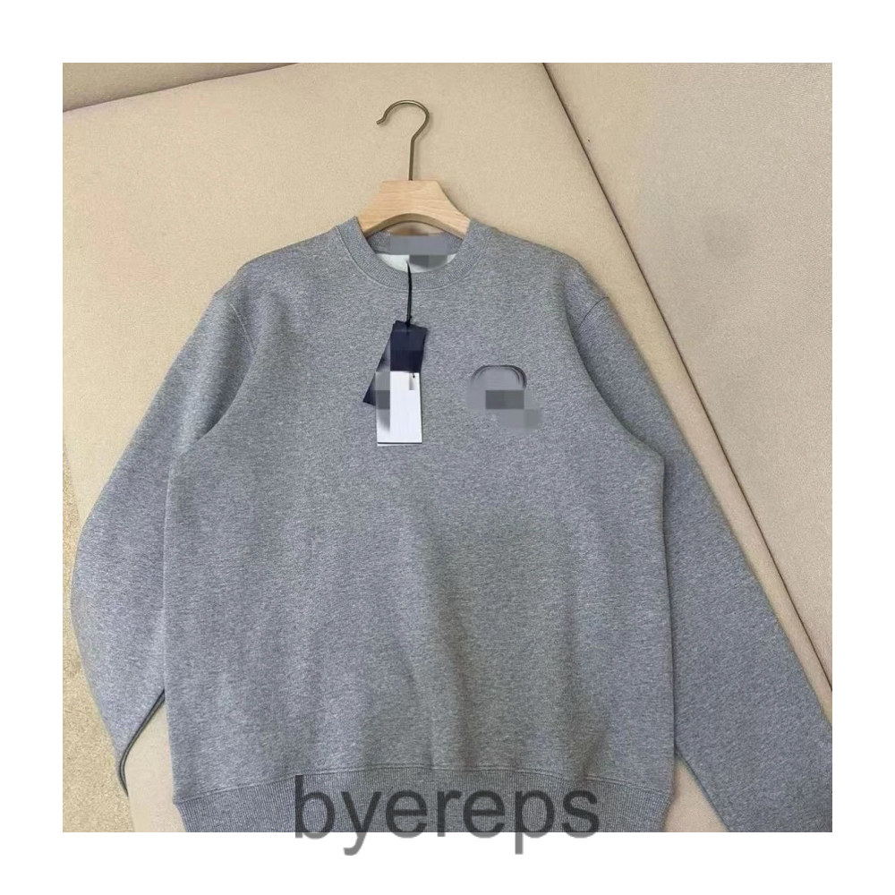 Dior crewneck ( has more ) — photo 4 of 4