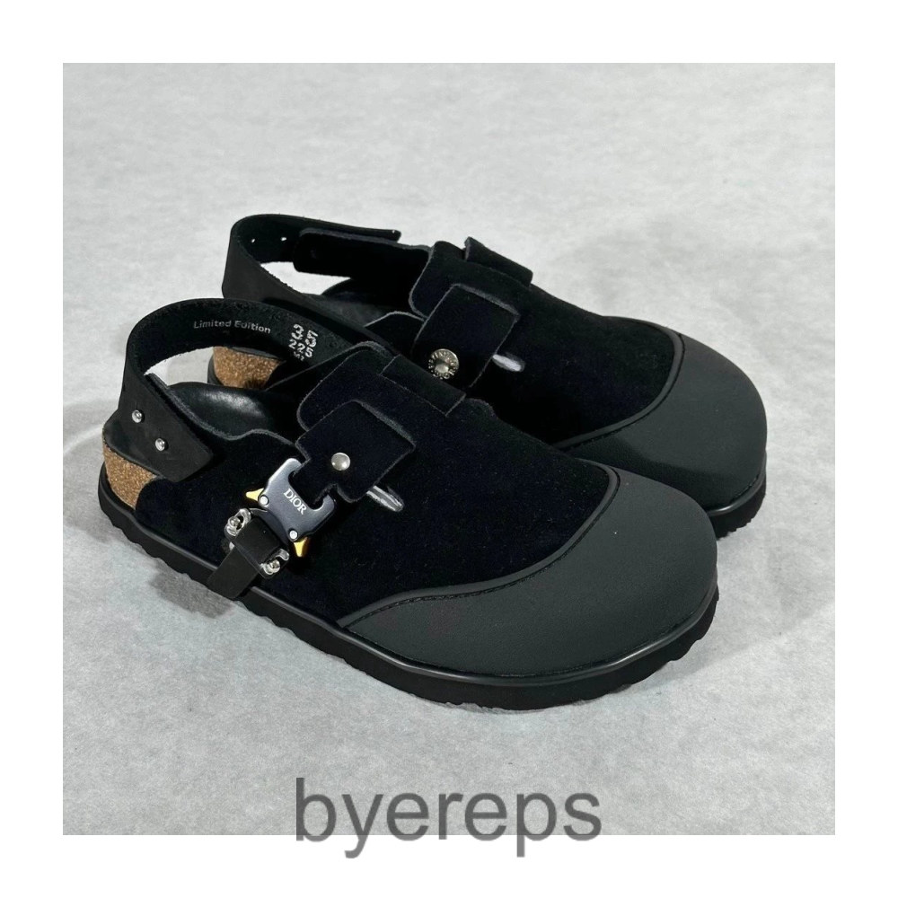 Dior x birkenstocks — photo 2 of 4