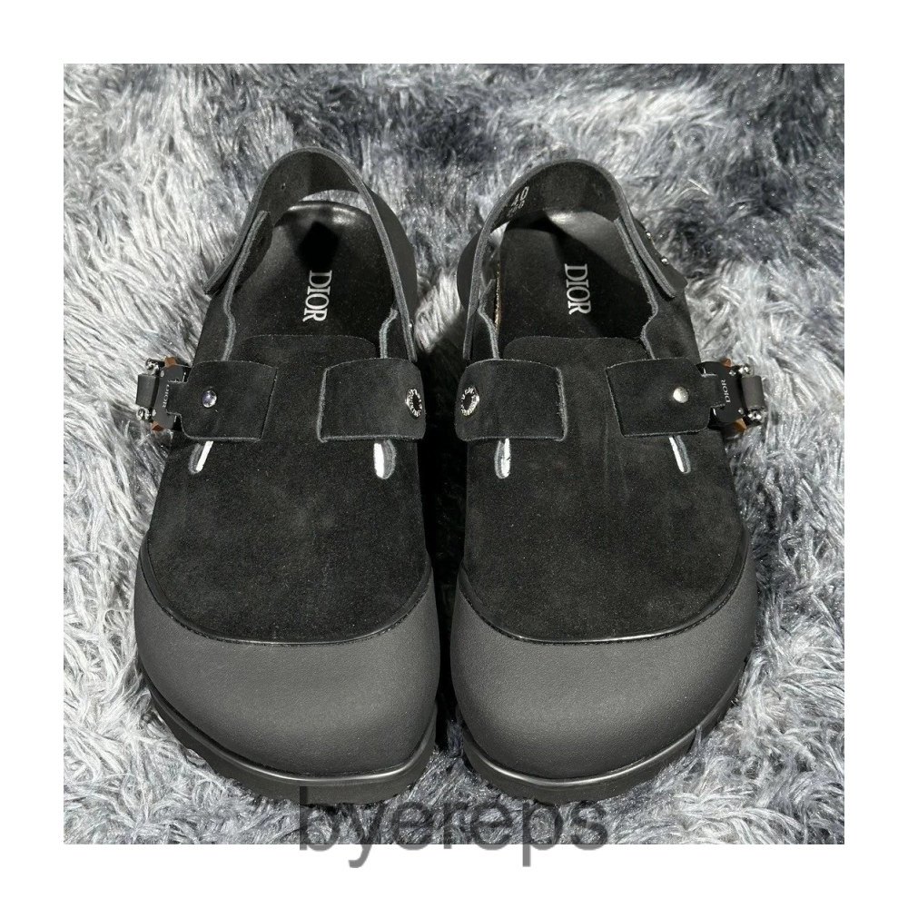 Dior x birkenstocks — photo 4 of 4