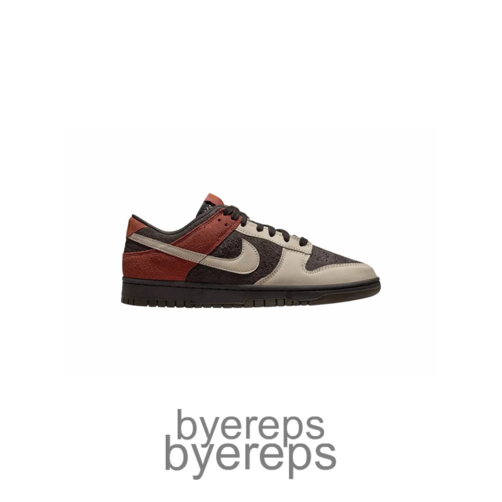 Dunk Low Red Panda