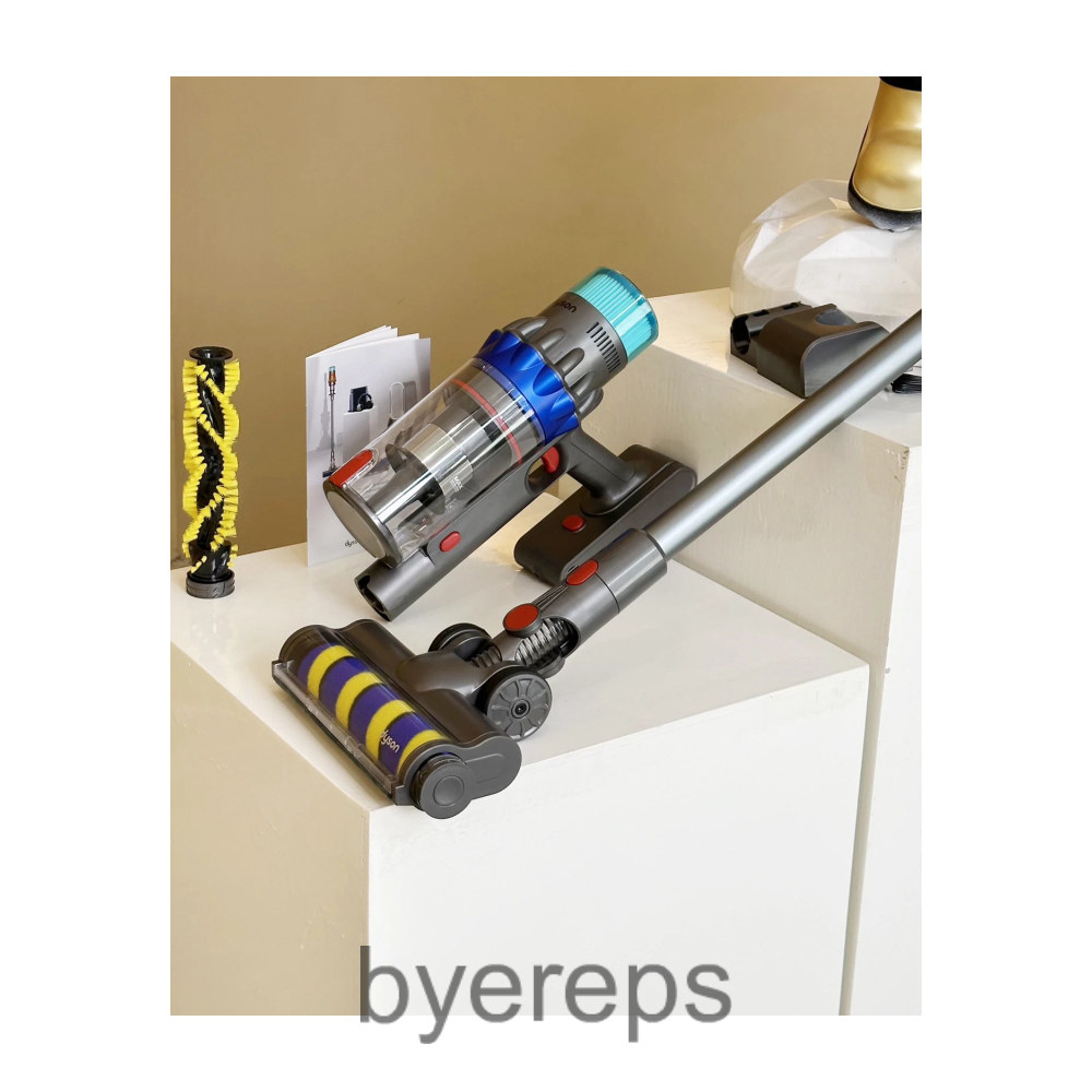 Unbranded Dyson V15s Vacuum — photo 3 of 4