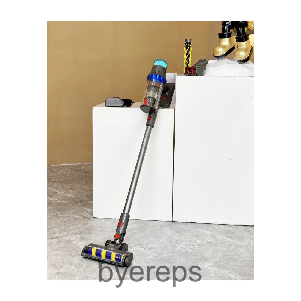 Unbranded Dyson V15s Vacuum — photo 4 of 4
