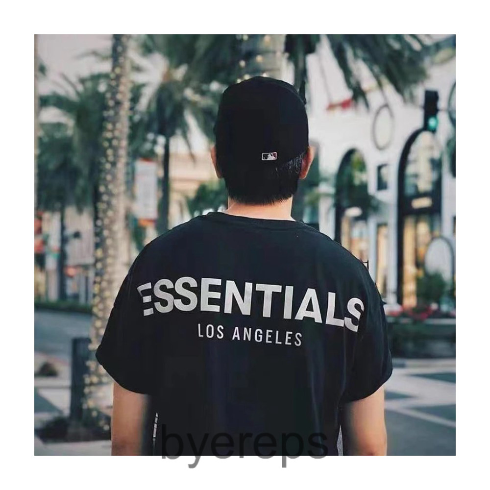 Fear of God Essentials Oversized tee — photo 2 of 4