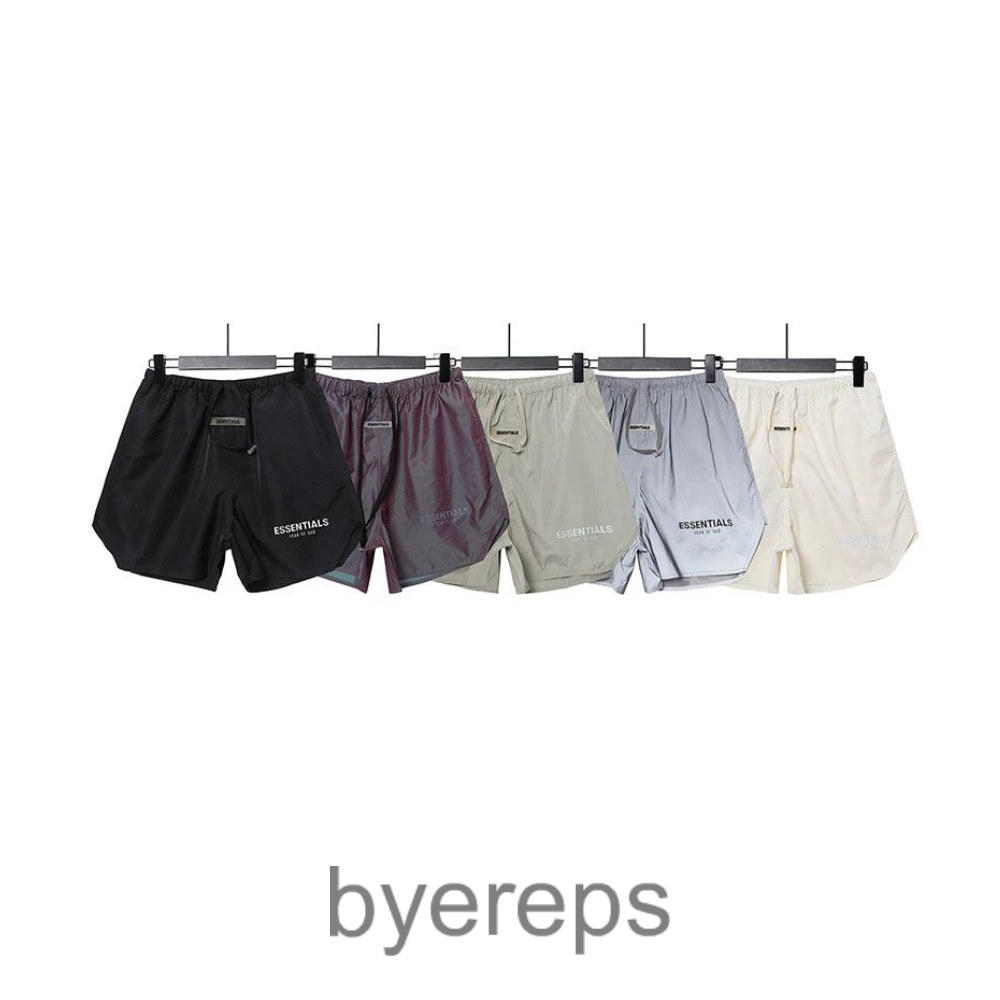 Fear of God Essentials Shorts — photo 2 of 4