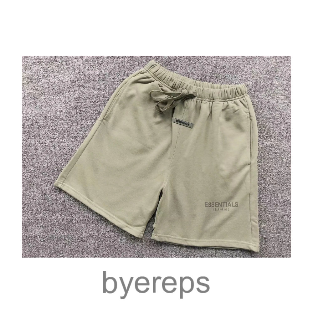 Fear of God Essentials Shorts — photo 4 of 4