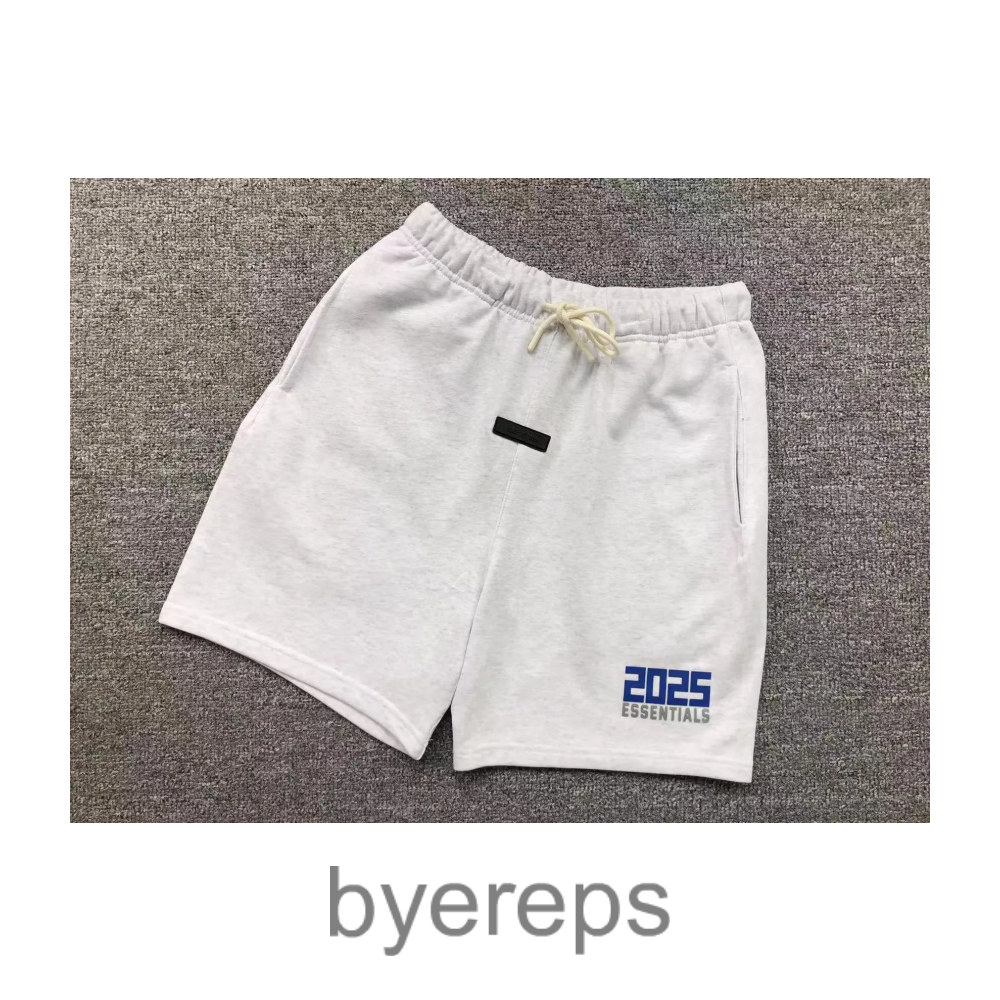Fear of God Essentials Shorts — photo 3 of 4
