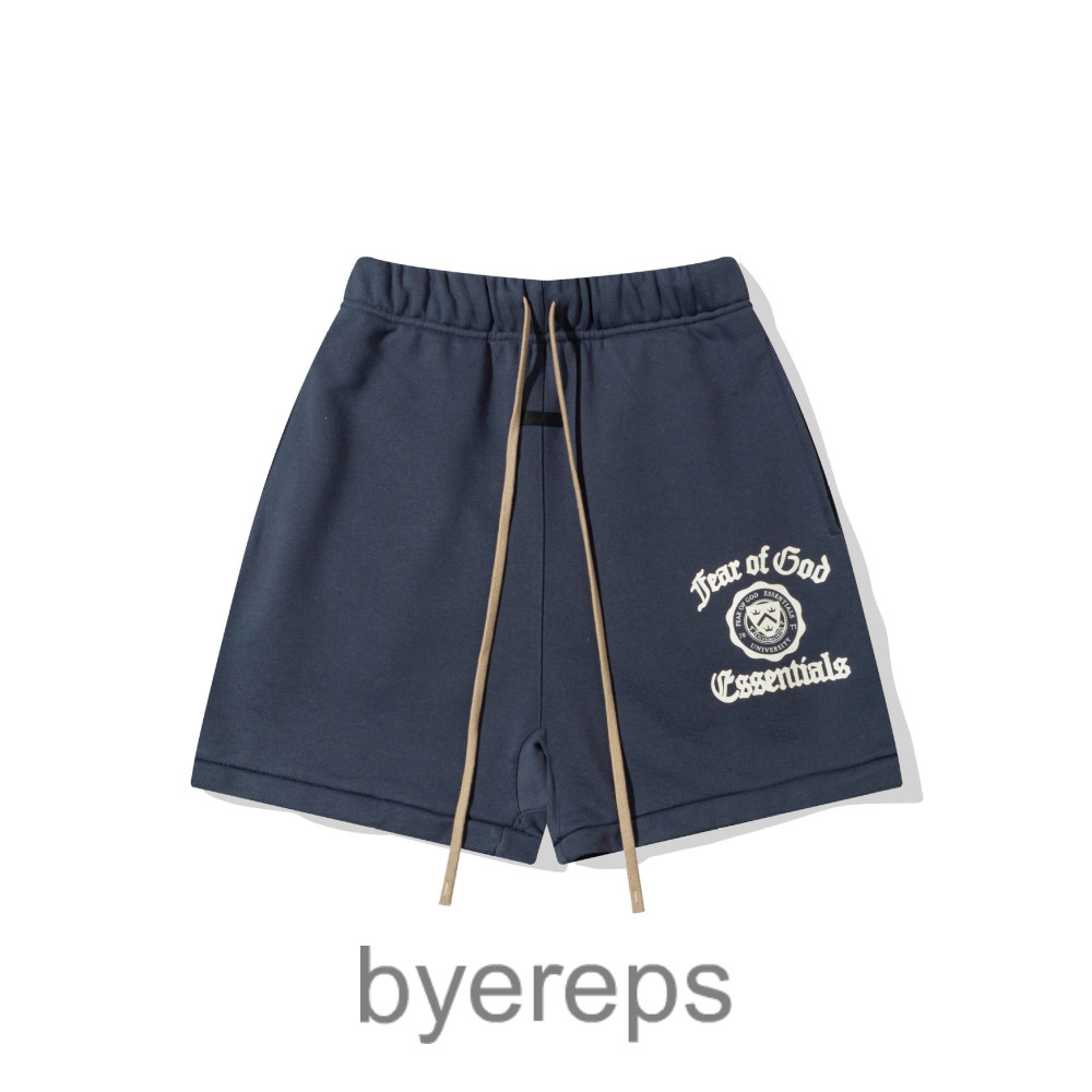 Fear of God Essentials Shorts — photo 2 of 4
