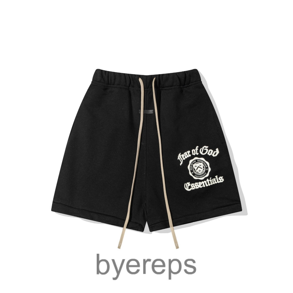 Fear of God Essentials Shorts — photo 3 of 4