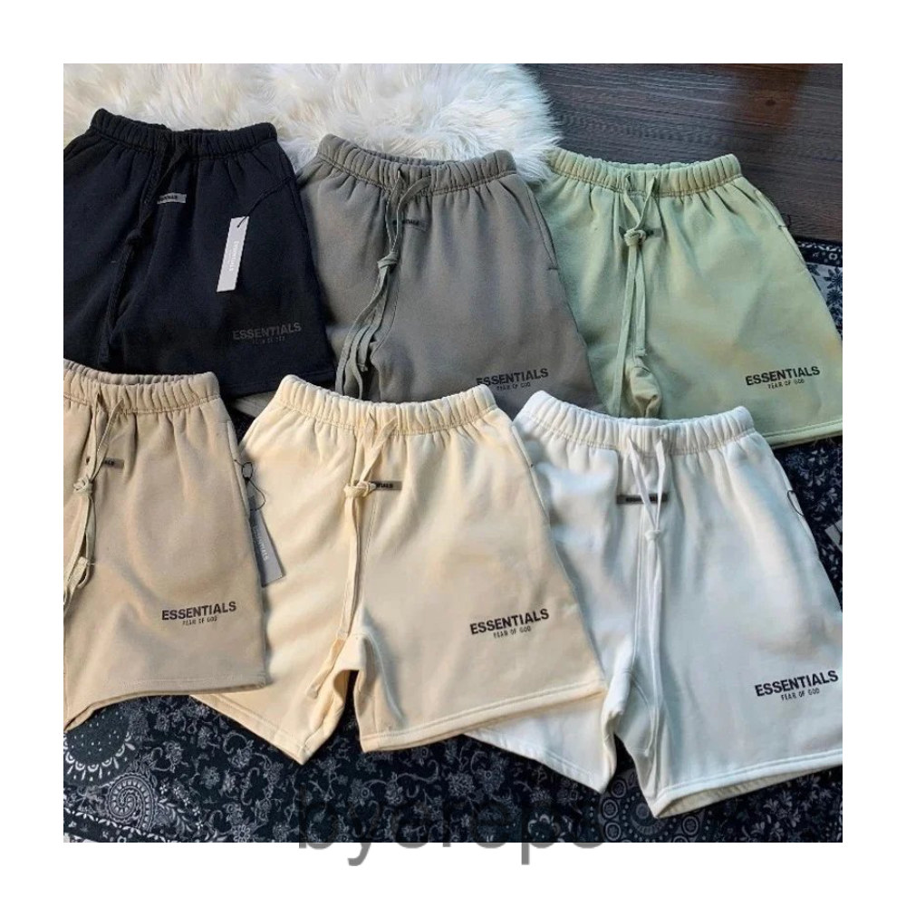 Fear of God Essentials shorts — photo 4 of 4