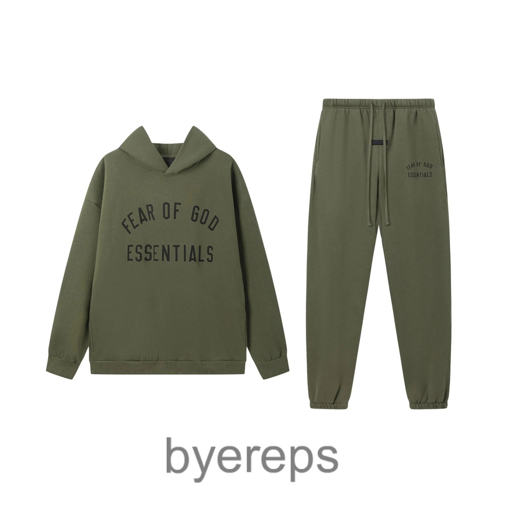 Essentials Sweatpants ⭐️⭐️⭐️⭐️⭐️