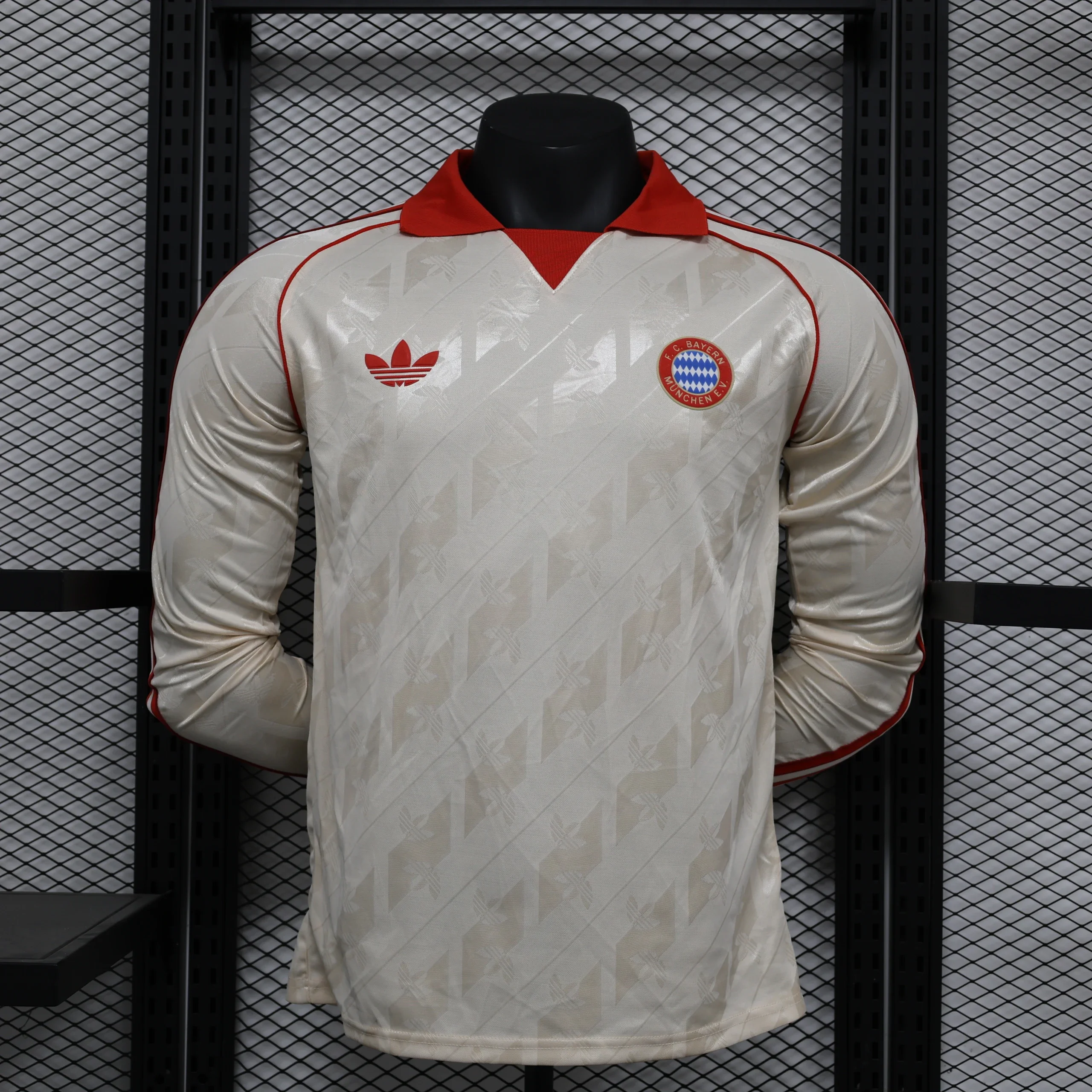 FC Bayern Retro LS Jersey