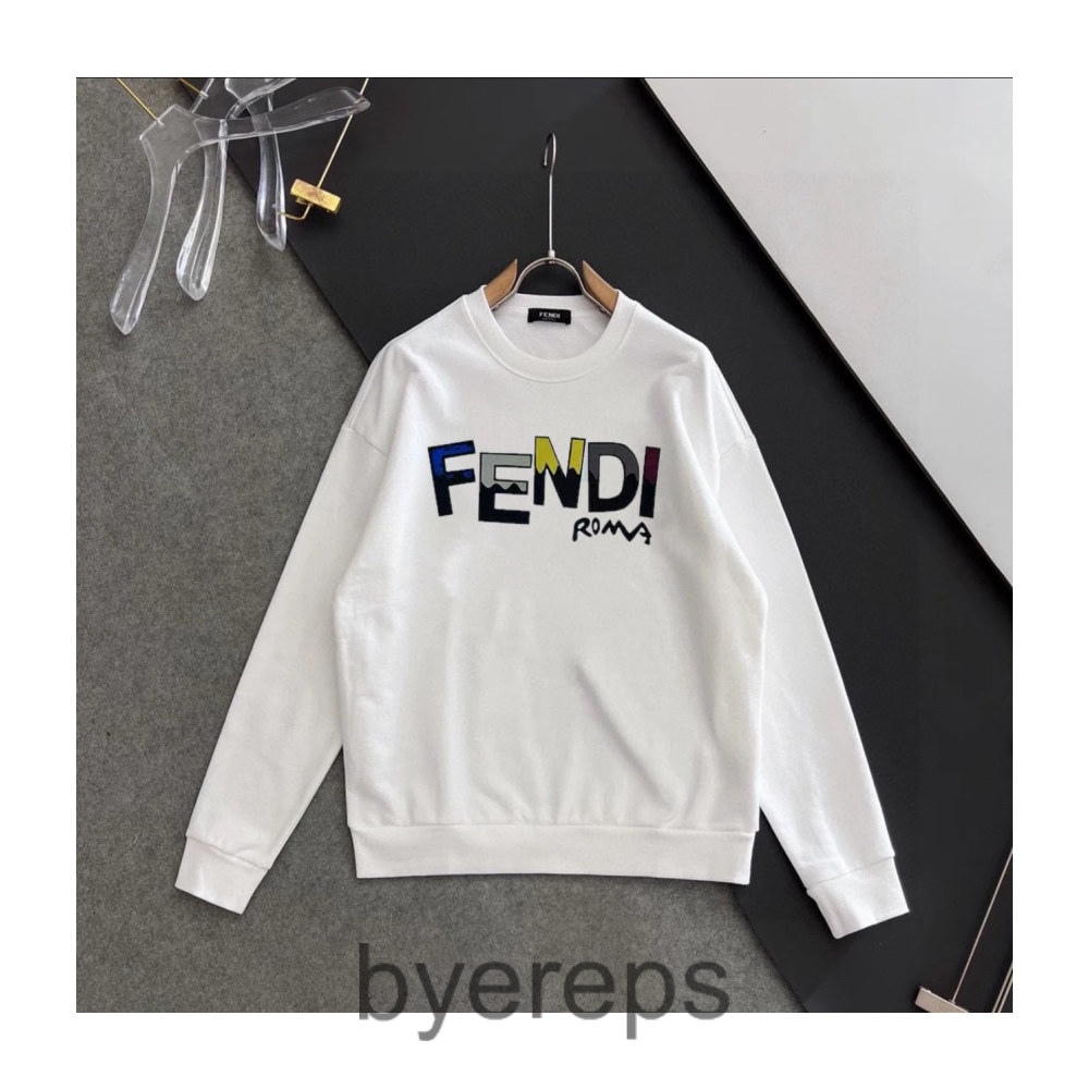 Fendi Hoodie — photo 2 of 4