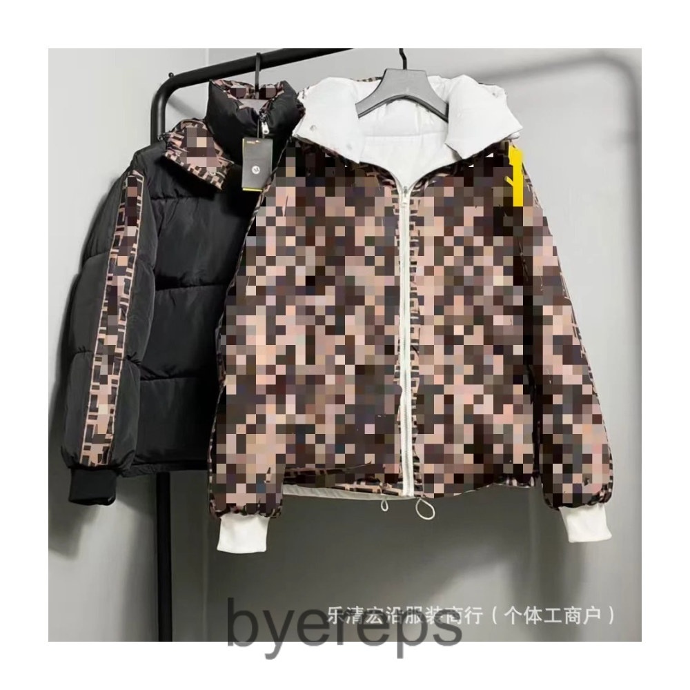 Fendi puffer ( has more ) — photo 3 of 4