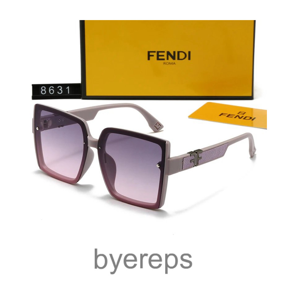 Fendi SunGlasses — photo 3 of 4