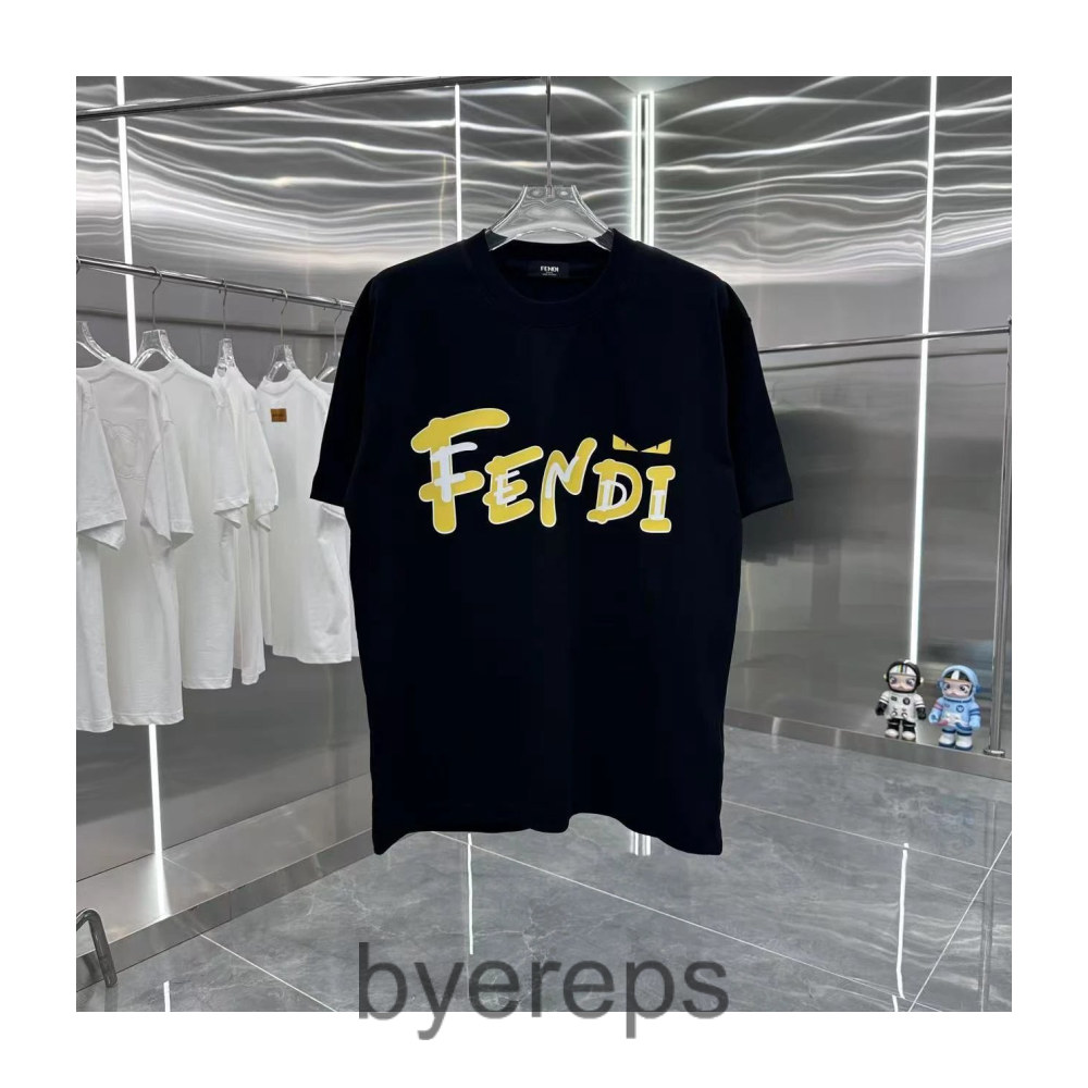 Fendi Tee — photo 2 of 4