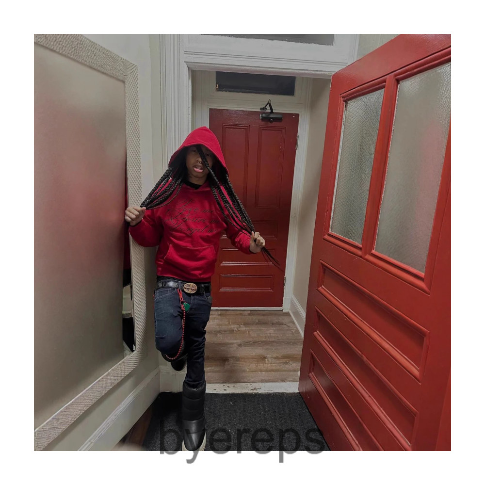 Unbranded Forgotten Hoodie — photo 2 of 4