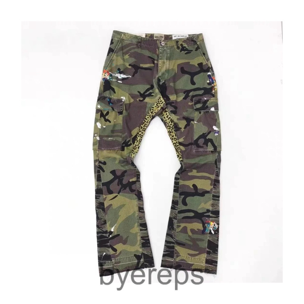Gallery dept shorts & flared jeans