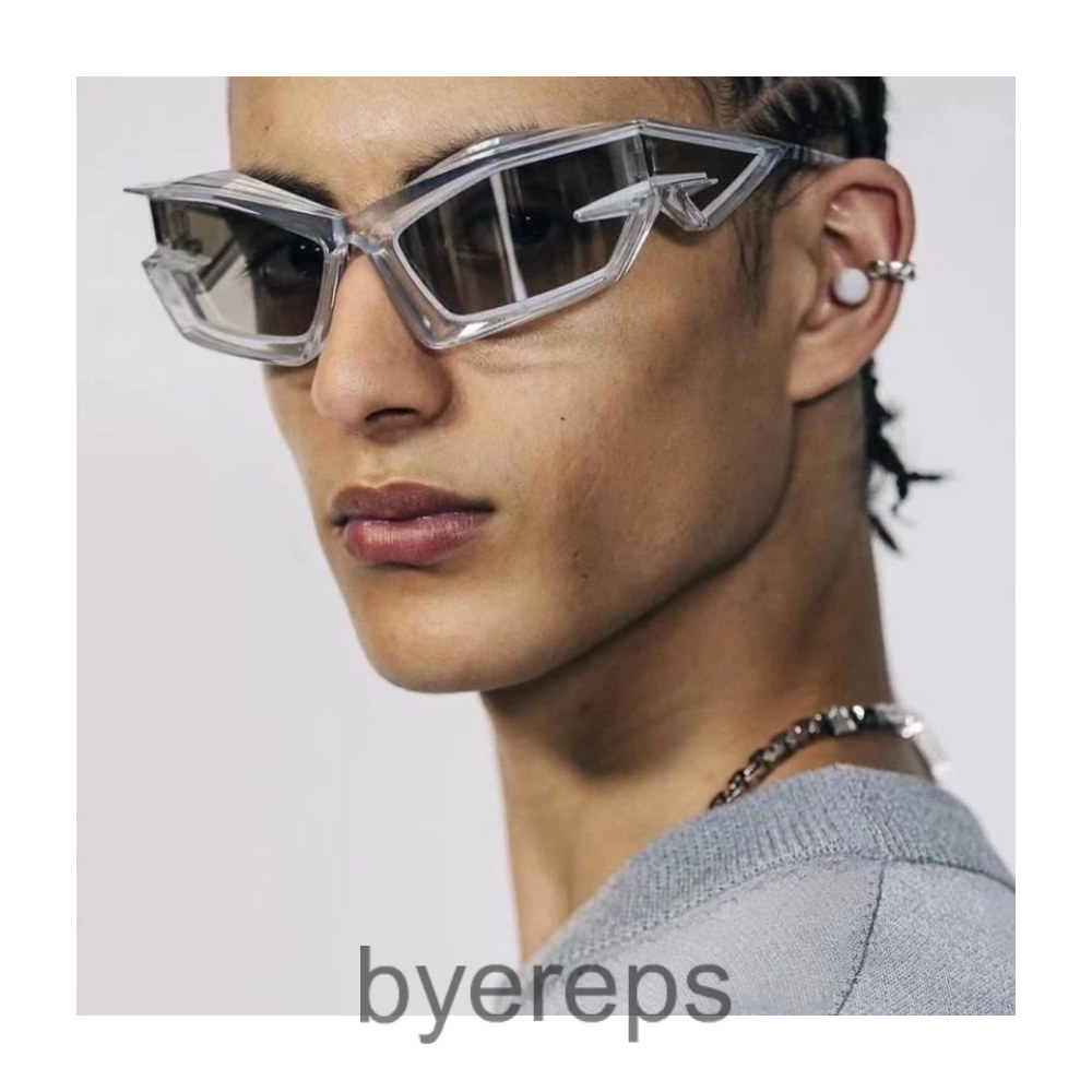 Givenchy Glasses — photo 2 of 4