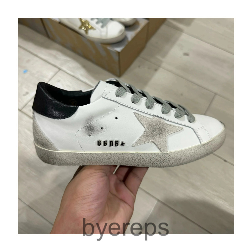 Golden Goose — photo 3 of 4