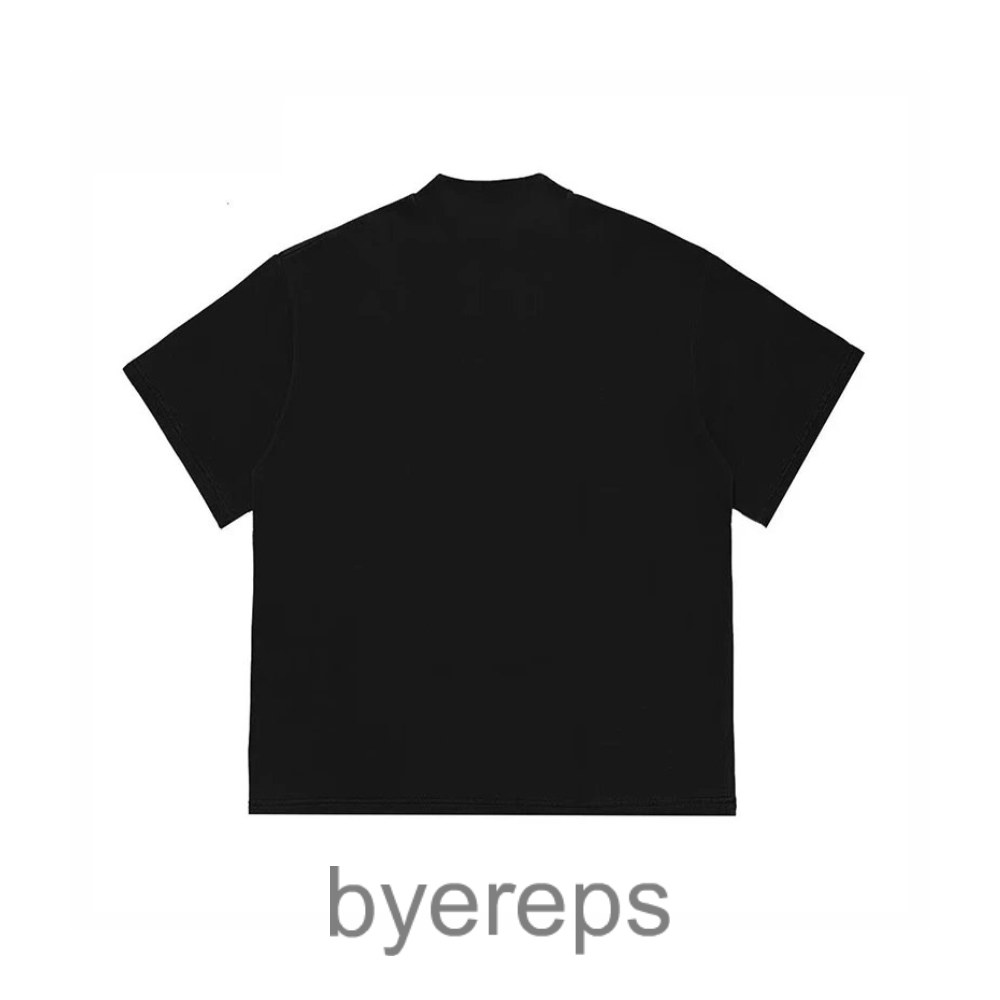 Unbranded Graffiti Tee — photo 2 of 4