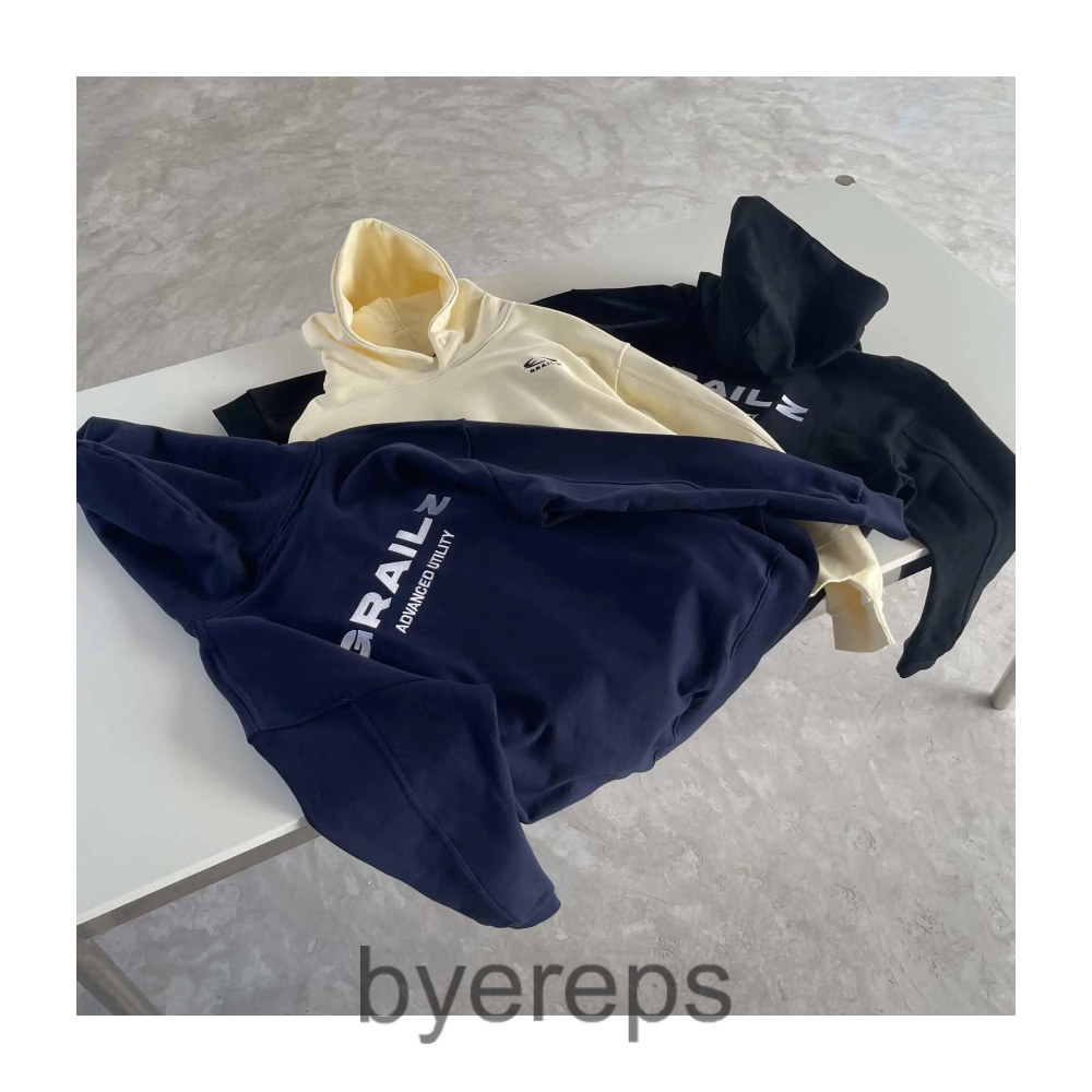 Grailz hoodie ( has more of em )