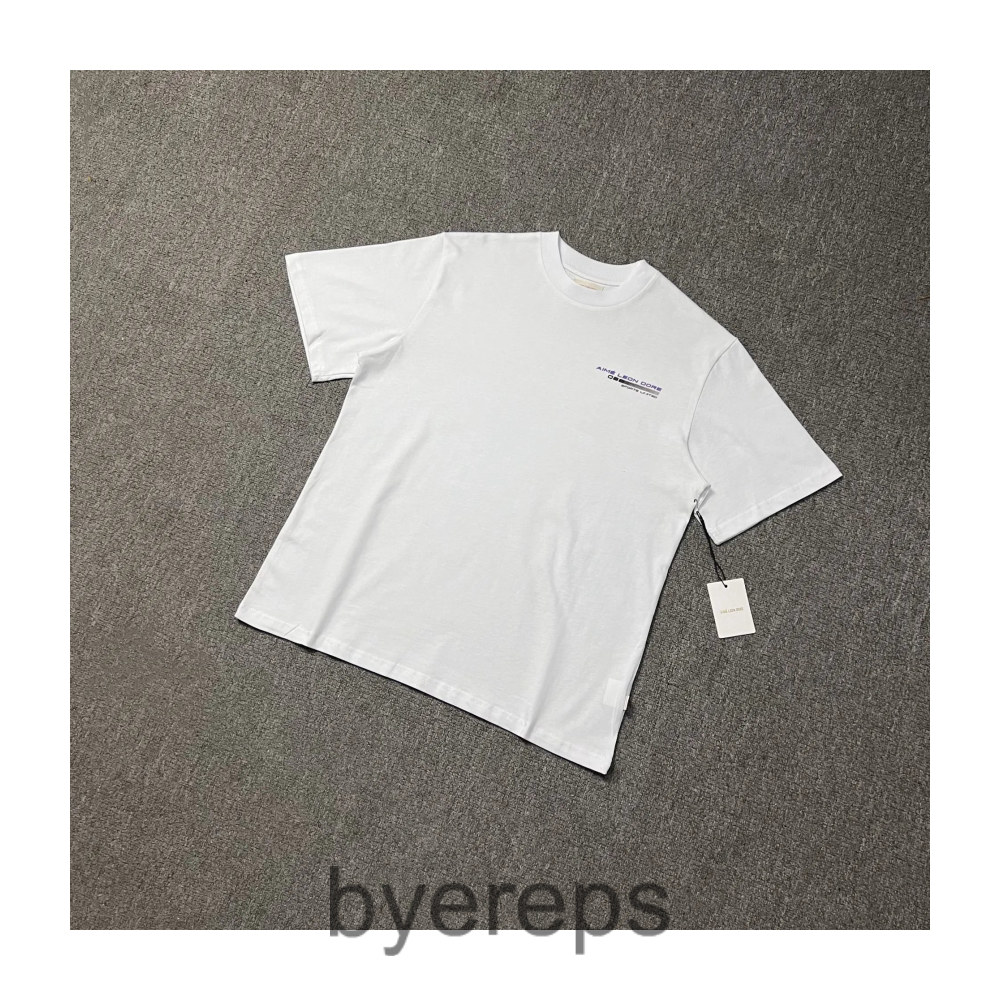 Unbranded Graphic tee — photo 4 of 4