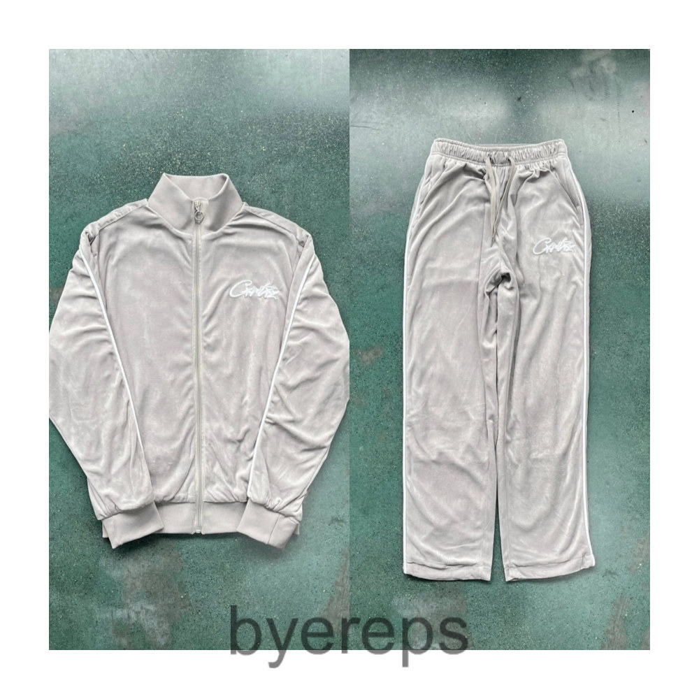 Unbranded Green Corteiz Tracksuit (Hoodie) — photo 2 of 4