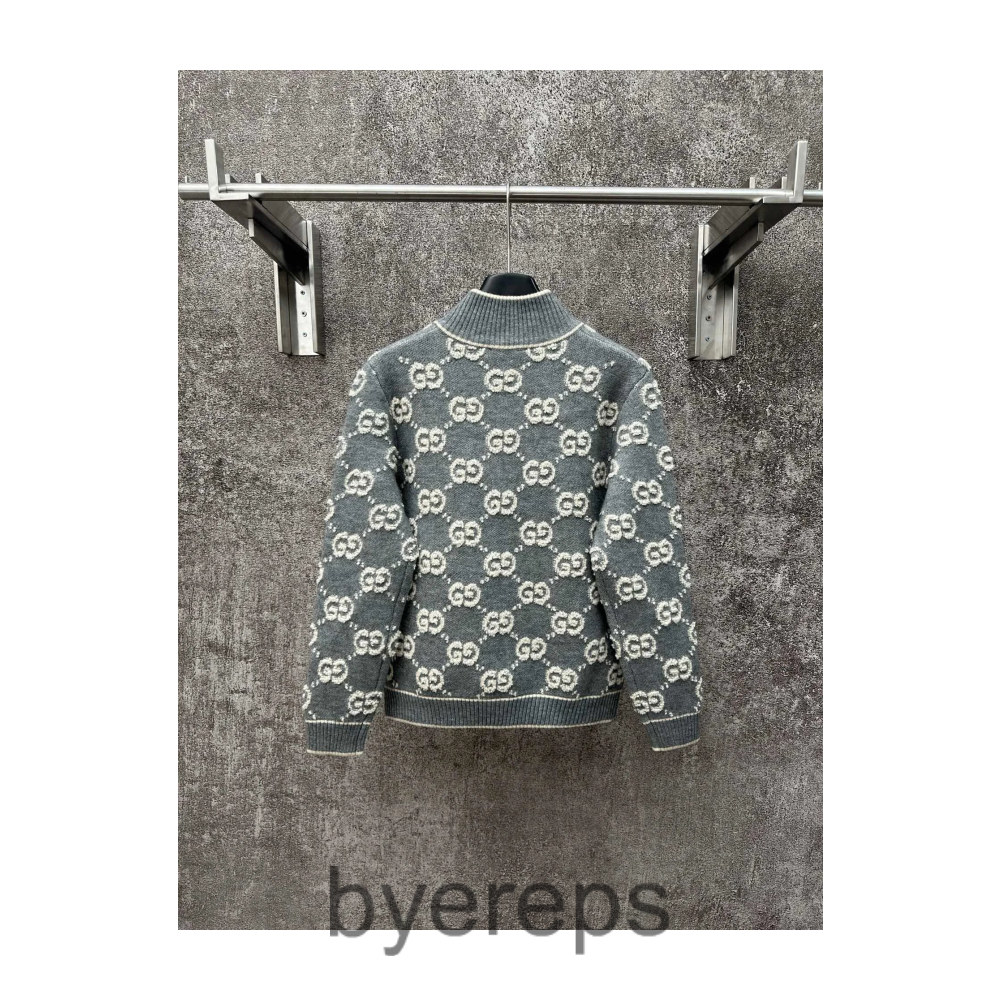 Gucci Coat — photo 3 of 4