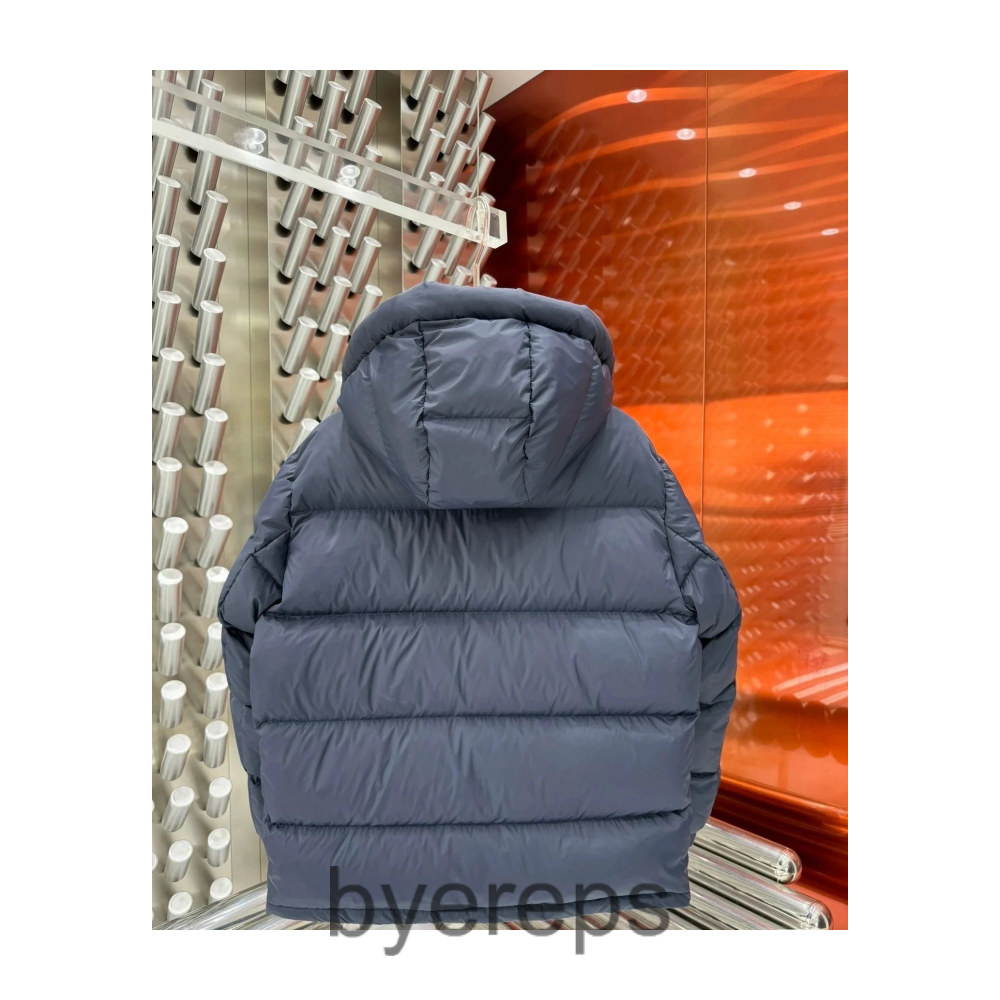 Gucci Down Jacket — photo 2 of 4