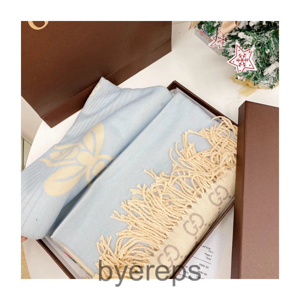 Gucci Scarf — photo 4 of 4