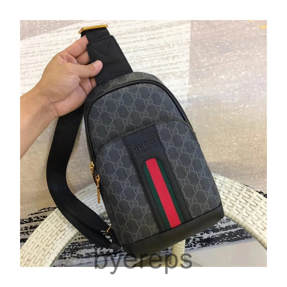 Gucci Shoulder Bag