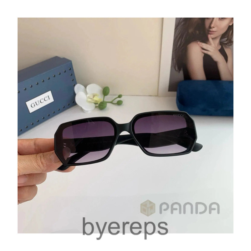 Gucci SunGlasses — photo 3 of 4
