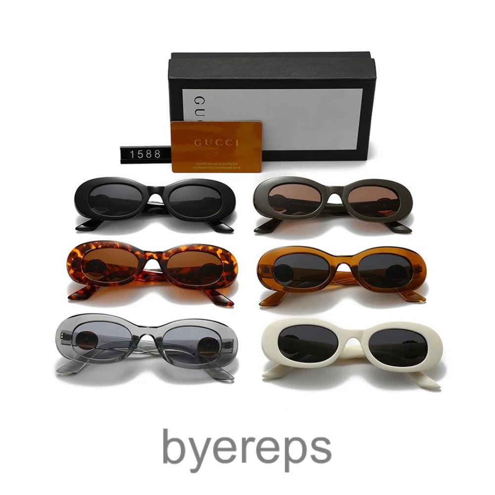Gucci SunGlasses — photo 4 of 4