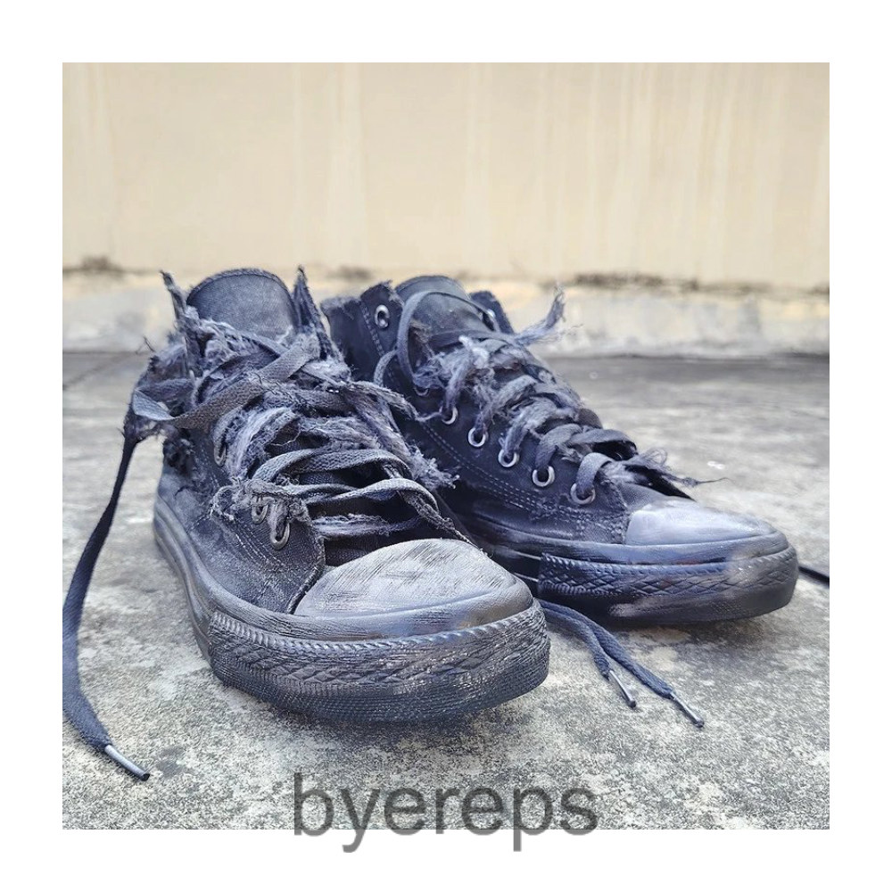 Unbranded High-top canvas sneakers with holes — photo 4 of 4
