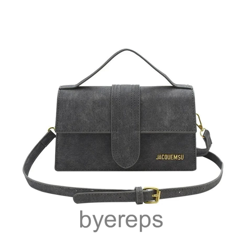 Jacquemus Bag — photo 3 of 4