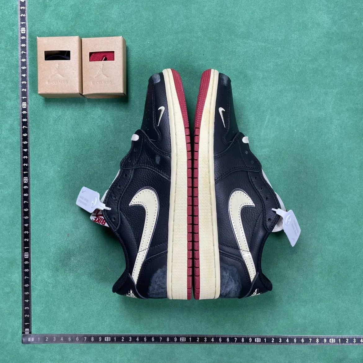 Jordan 1 Retro Low