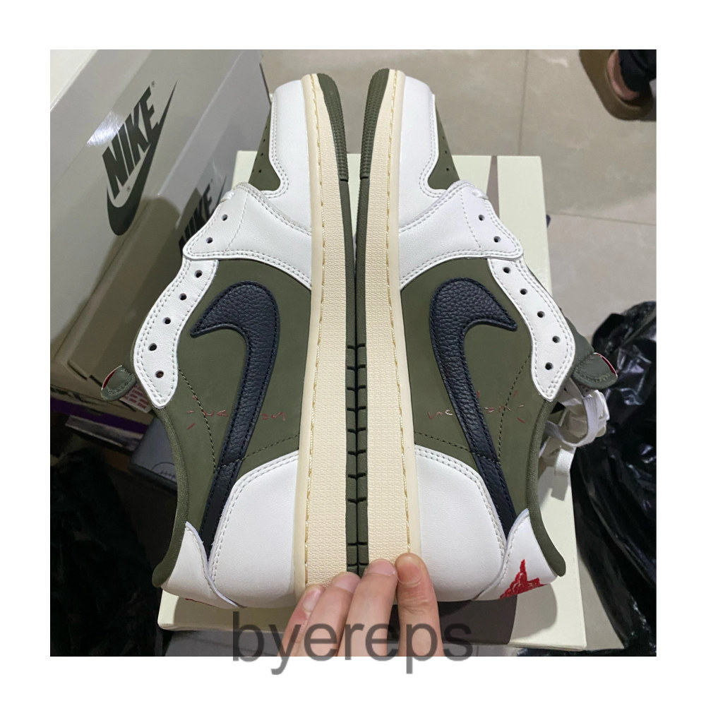 Jordan 1 Travis Scott Black Phantom