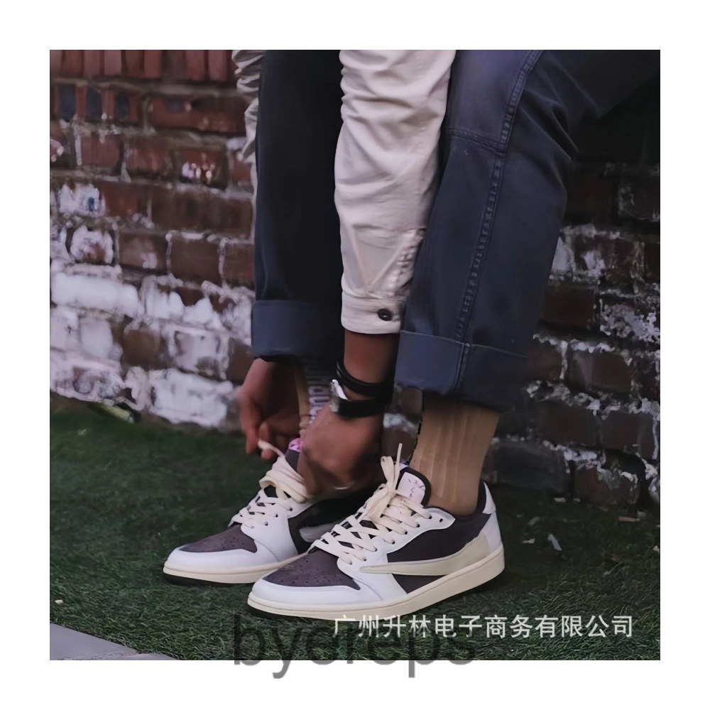 Jordan 1 Travis Scott Low OG Olive