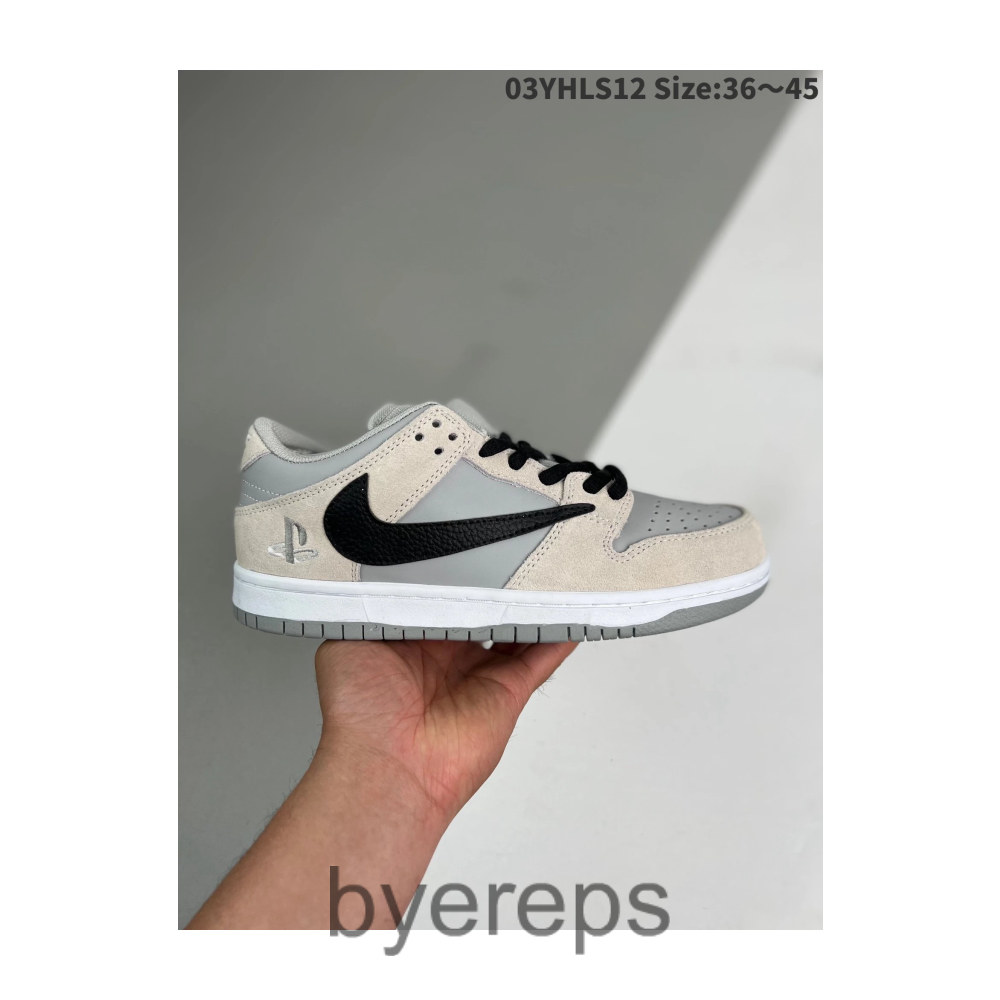 Jordan 1 Travis Scott PlayStation — photo 3 of 4