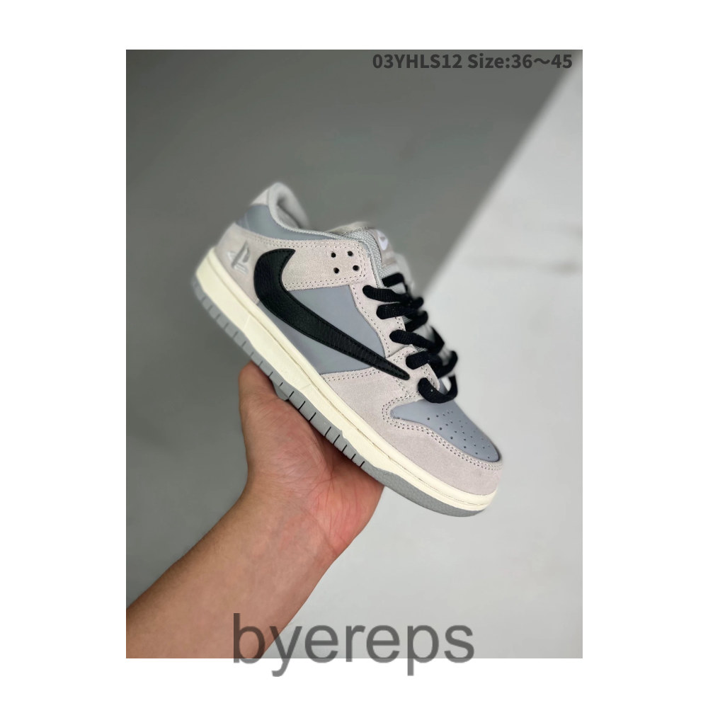 Jordan 1 Travis Scott PlayStation — photo 4 of 4