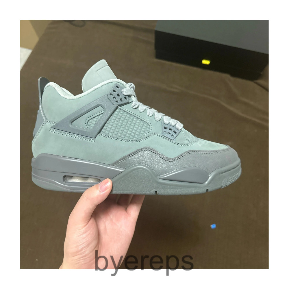 Jordan 4 Green Metallic