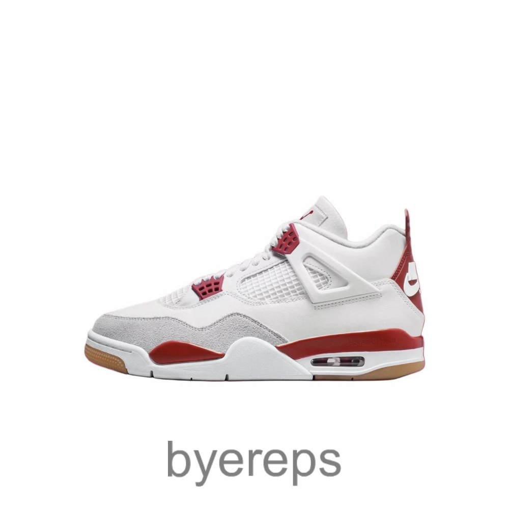 Jordan 4 Lightning — photo 3 of 4