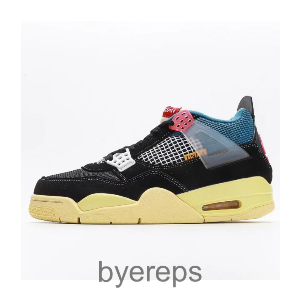 Jordan 4 Plush Fluorescent Yellow — photo 3 of 4