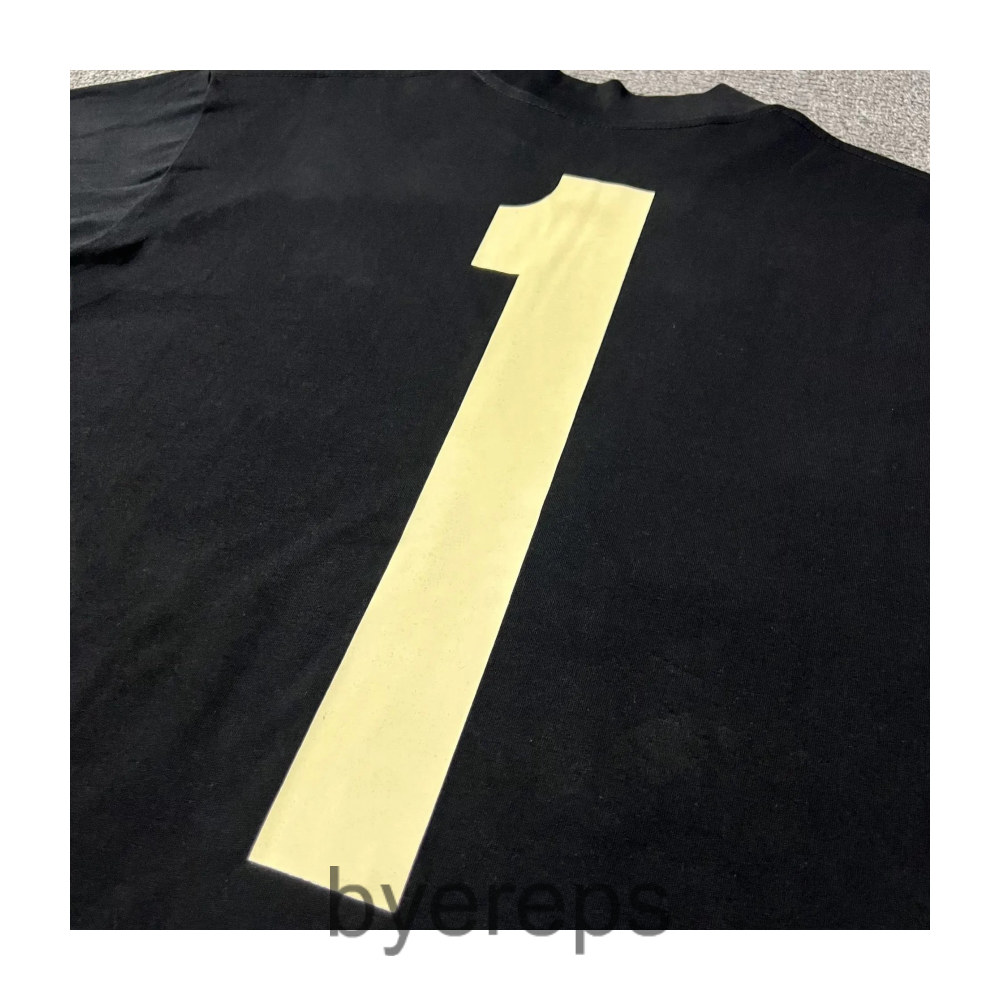 Unbranded Kanye one box tee — photo 2 of 4