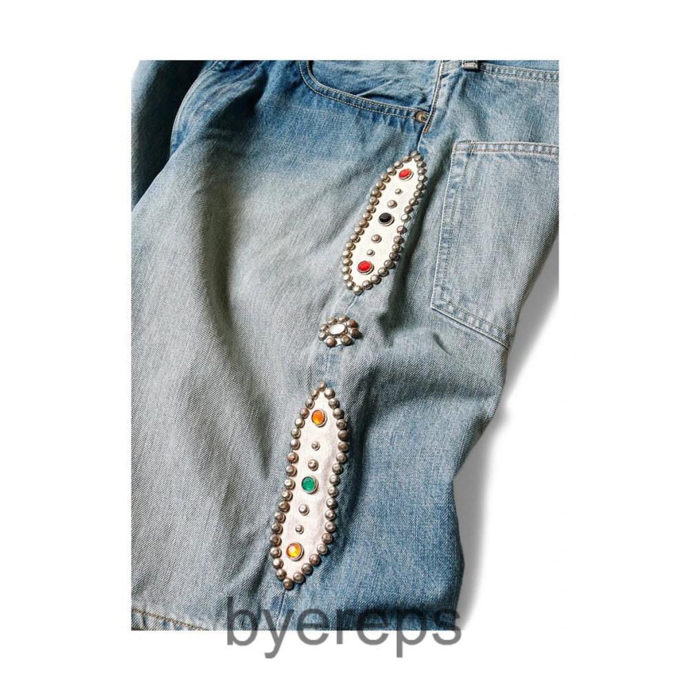 Kapital Jorts 4 — photo 4 of 4