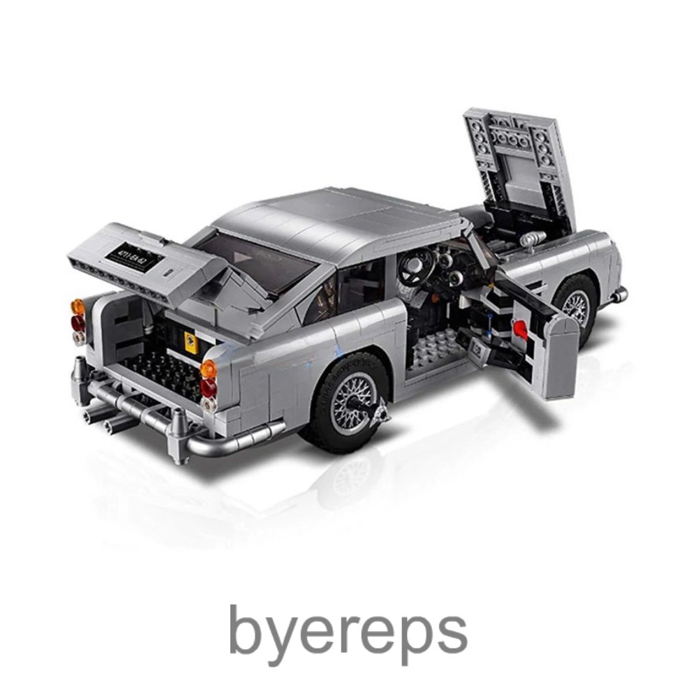 Unbranded Lego Aston Martin Car — photo 2 of 4