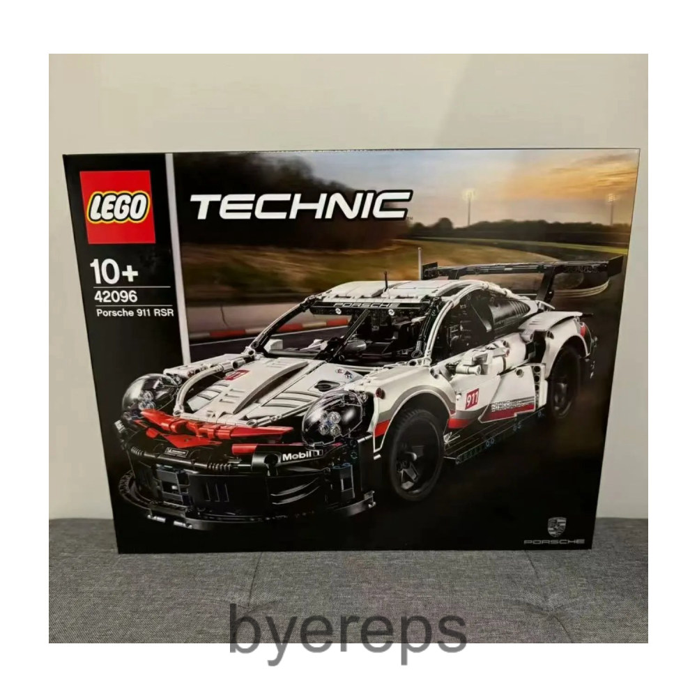 Unbranded LEGO Porsche — photo 3 of 4