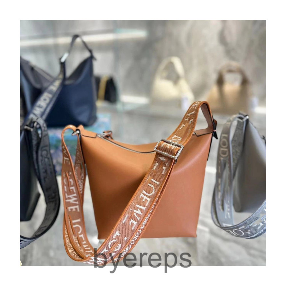 Loewe Bag — photo 2 of 4