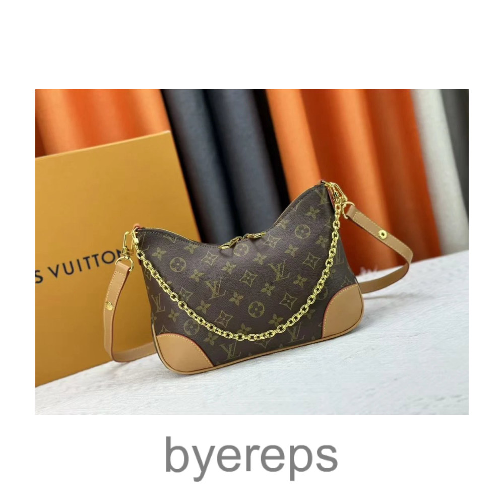 Louis Vuitton Bag — photo 4 of 4